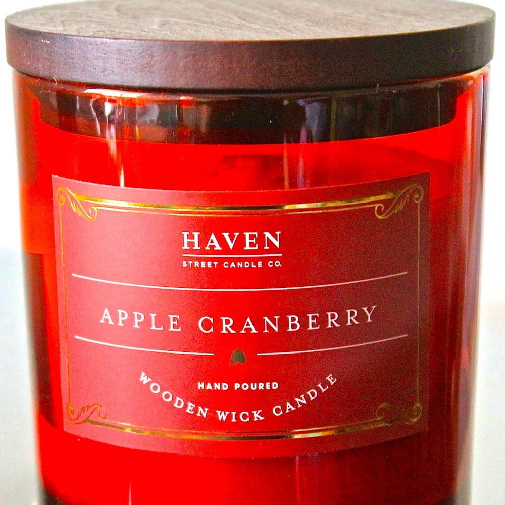 HAVEN STREET CANDLE APPLE CRANBERRY WOOD NEW